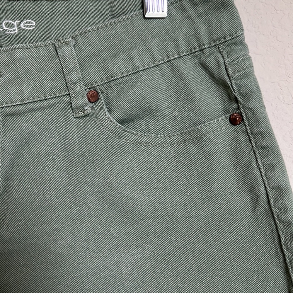 Refuge Low Rise Shorts - Picture 2 of 7